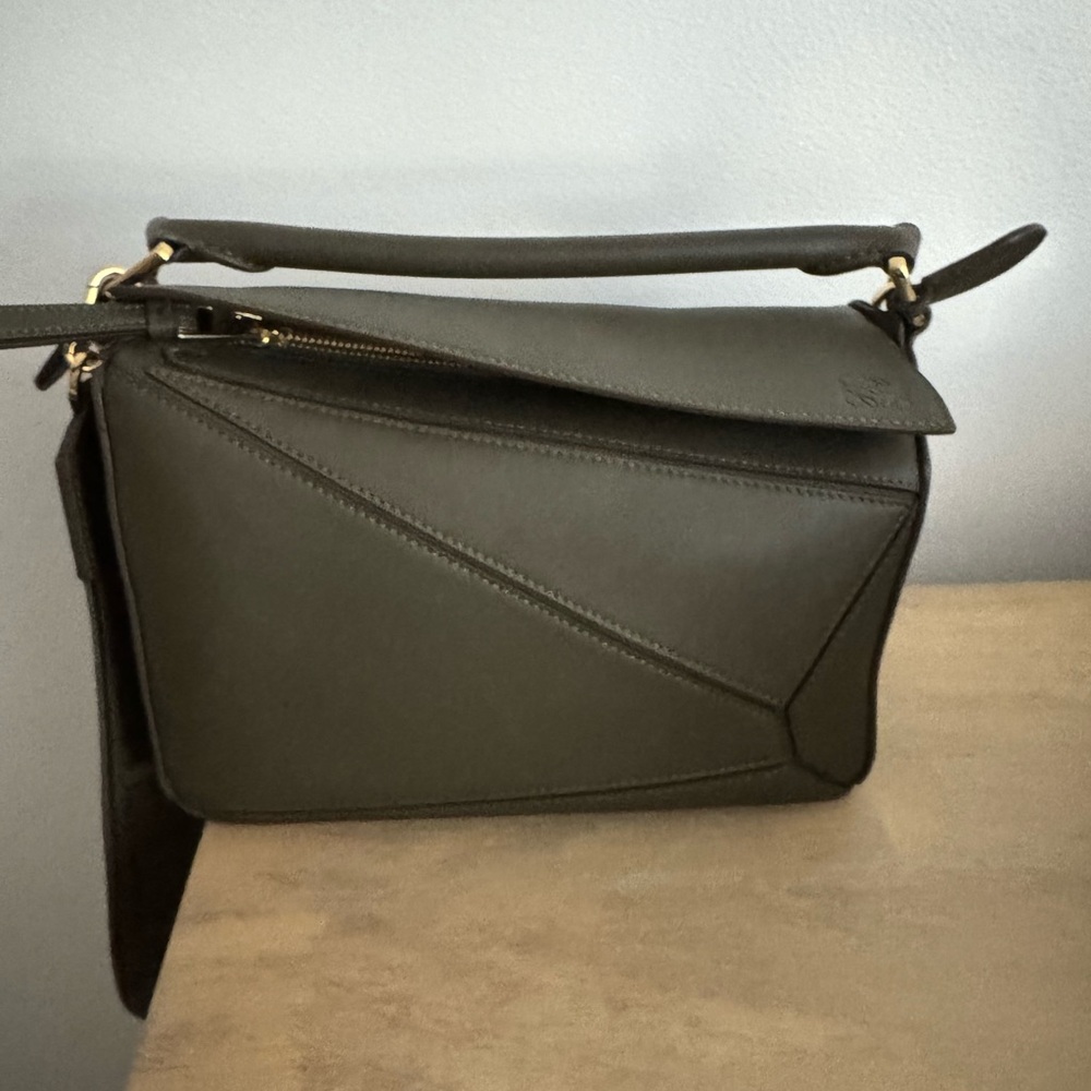 Loewe puzzle bag